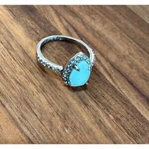 Chloe and Isabel size 7 ring